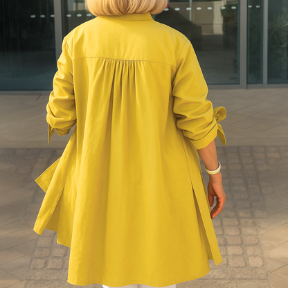 Pia™ | Enfärgad skjortblus med knytärmar