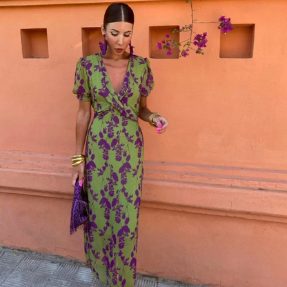 Ulla – Raffinerad sommarklänning