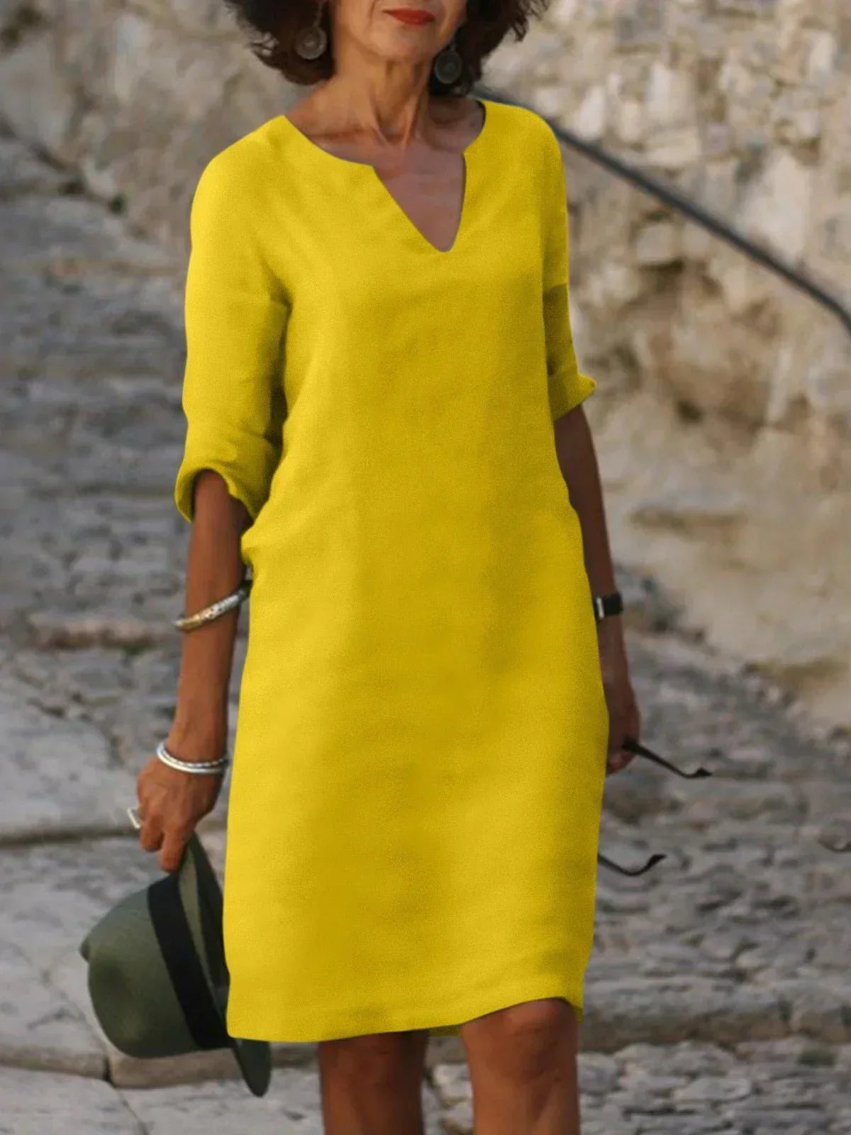 Tindra™ | Elegant klänning med V-ringning